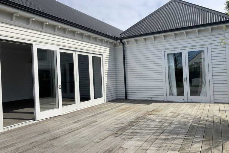 Photo of property in 8 Bristol Street, St Albans, Christchurch, 8014