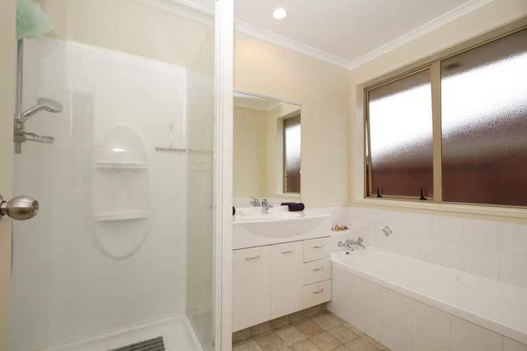 Photo of property in 73 Mount View Road, Melville, Hamilton, 3206