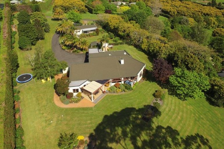 Photo of property in 34a Pahoia Beach Road, Whakamarama, 3172
