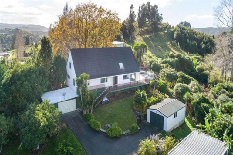 Photo of property in 3 Brenton Place, Whangamata, 3691