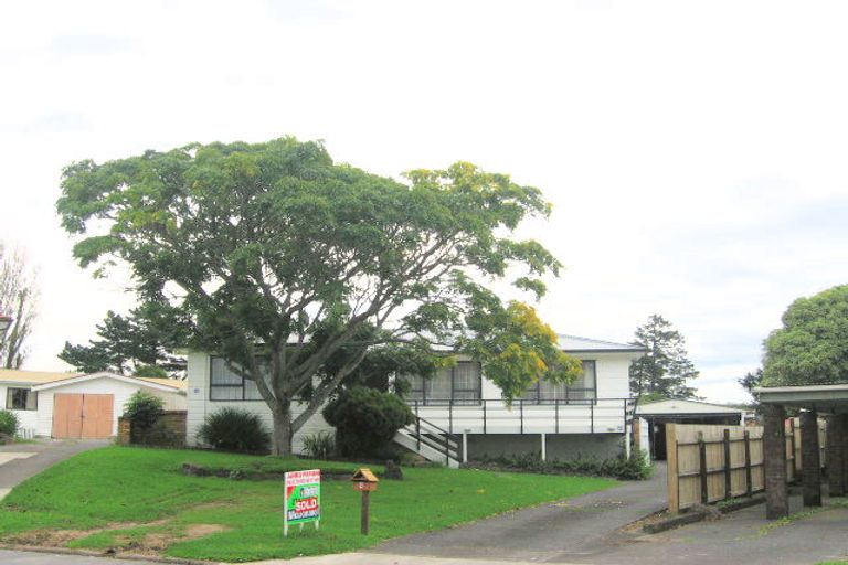 Photo of property in 5 Ross Avenue, Papatoetoe, Auckland, 2025