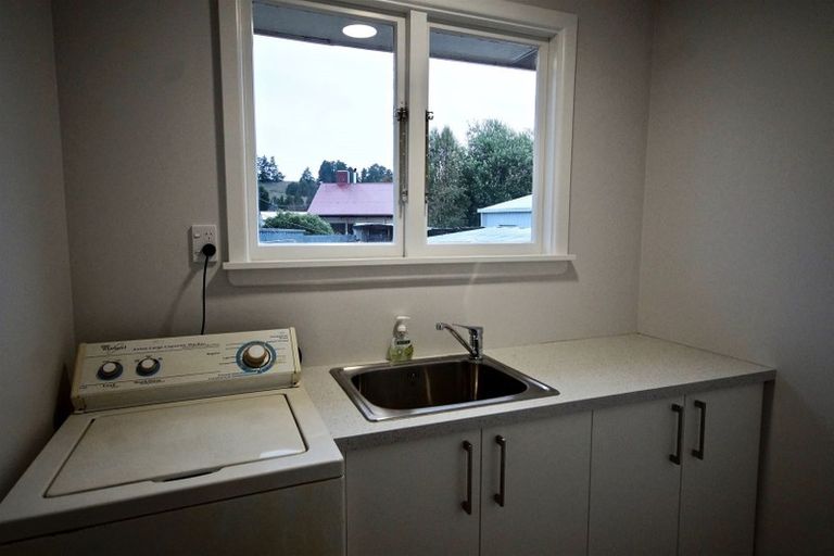 Photo of property in 6 Leslie Street, Waiau, 7332