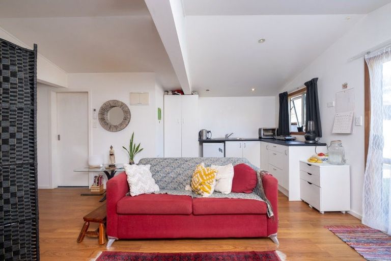 Photo of property in 84 Vigor Brown Street, Napier South, Napier, 4110