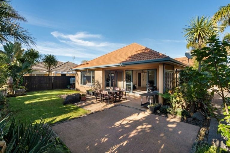 Photo of property in 34 Kahira Crescent, Papamoa Beach, Papamoa, 3118