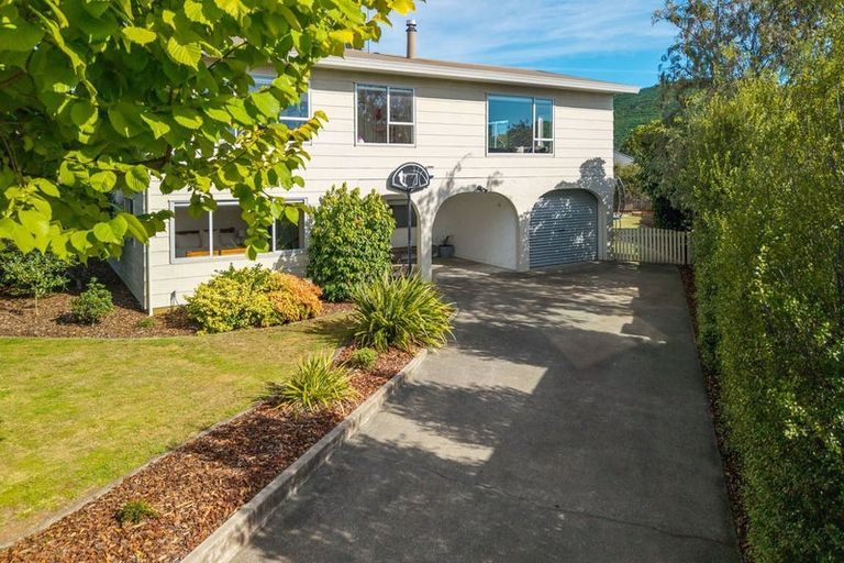 Photo of property in 4 Lord Auckland Road, Wakefield, 7025