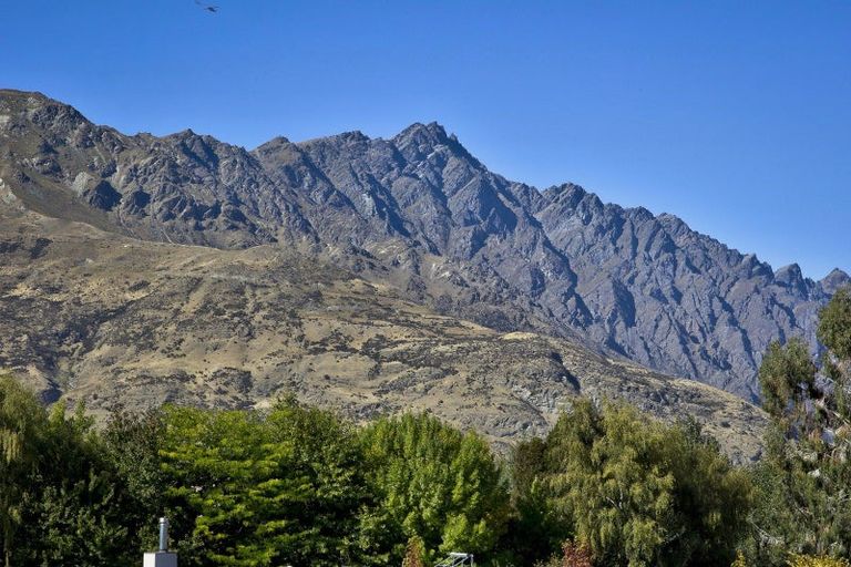 Photo of property in 6 Cockerell Lane, Lower Shotover, Queenstown, 9371