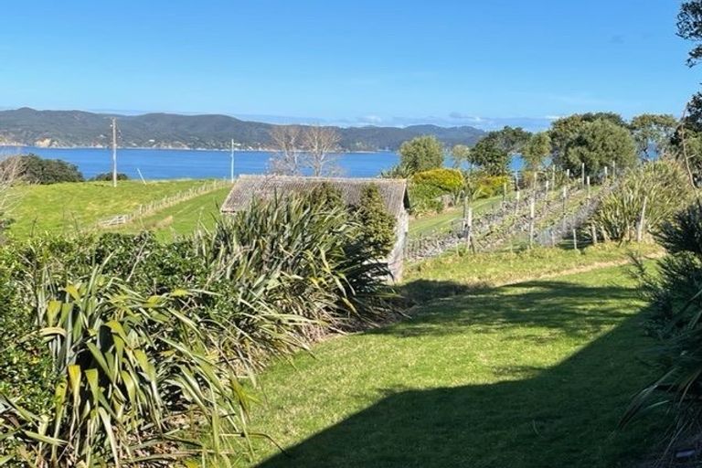 Photo of property in 1024 Takatu Road, Tawharanui Peninsula, Matakana, 0986