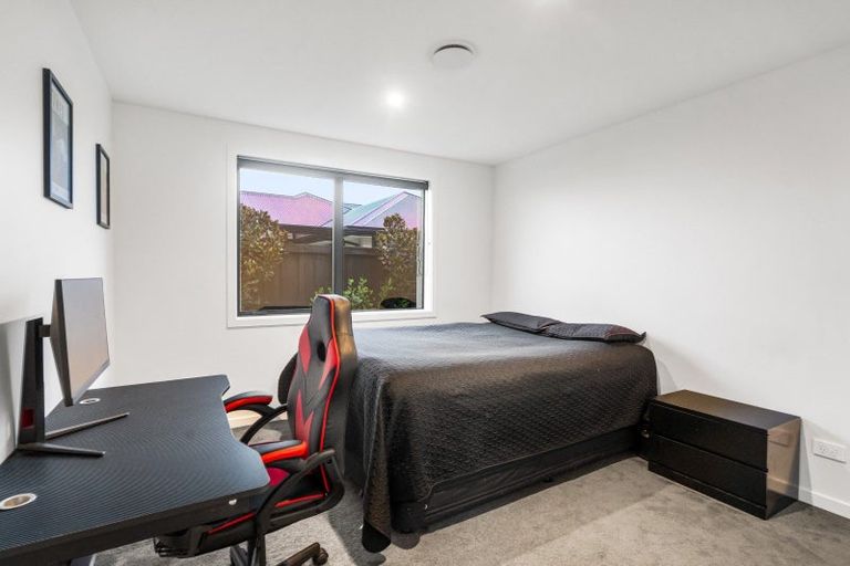 Photo of property in 35 Chris Drive, Rolleston, 7614