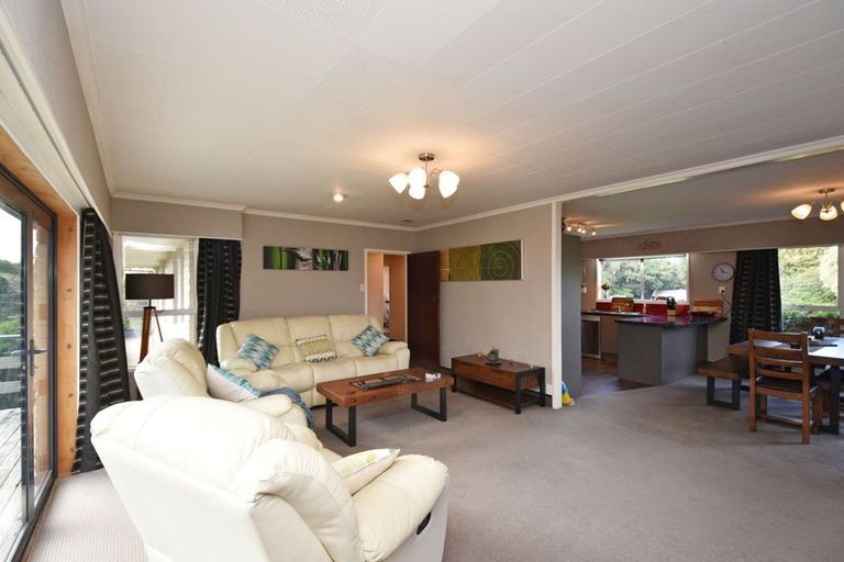 Photo of property in 18 Robert Street, Otatara, Invercargill, 9879