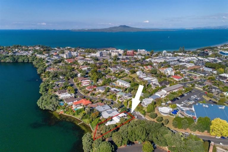 Photo of property in 2 Manurere Avenue, Takapuna, Auckland, 0622
