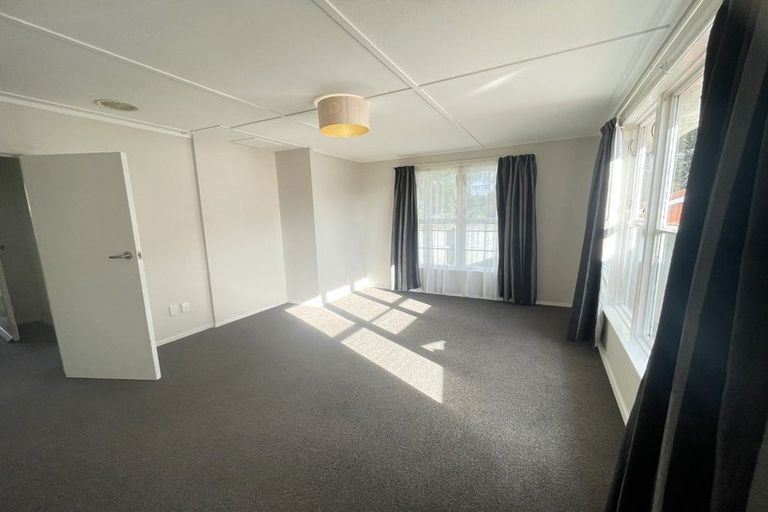 Photo of property in 8a Frederick Street, Tawa, Wellington, 5028