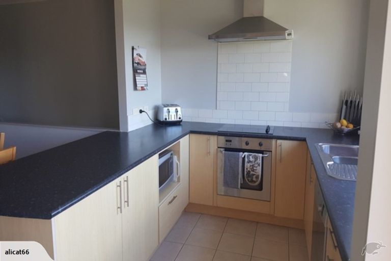 Photo of property in 10/61 The Avenue, Albany, Auckland, 0632