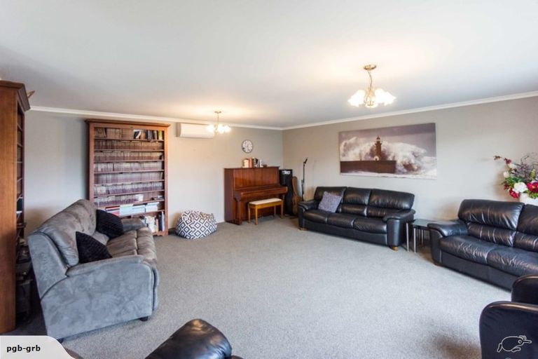 Photo of property in 172 Waterside Drive, Pyes Pa, Tauranga, 3112