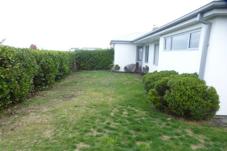 Photo of property in 8 Caulfield Avenue, Halswell, Christchurch, 8025
