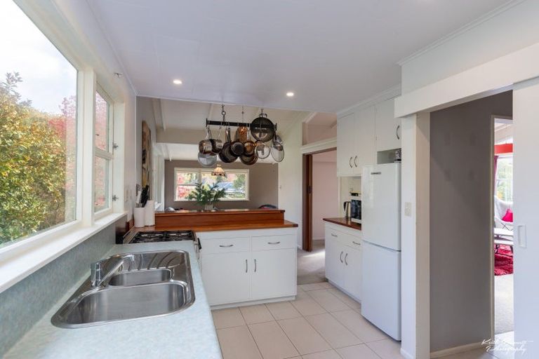 Photo of property in 10a Birch Grove, Pinehaven, Upper Hutt, 5019