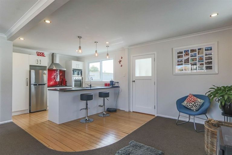 Photo of property in 42 Kelly Street, Inglewood, 4330