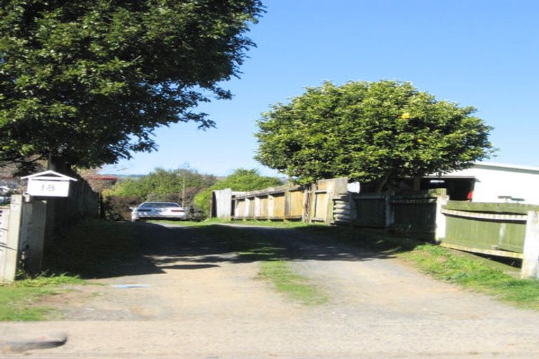 Photo of property in 18 Eastburn Street, Papakura, 2110