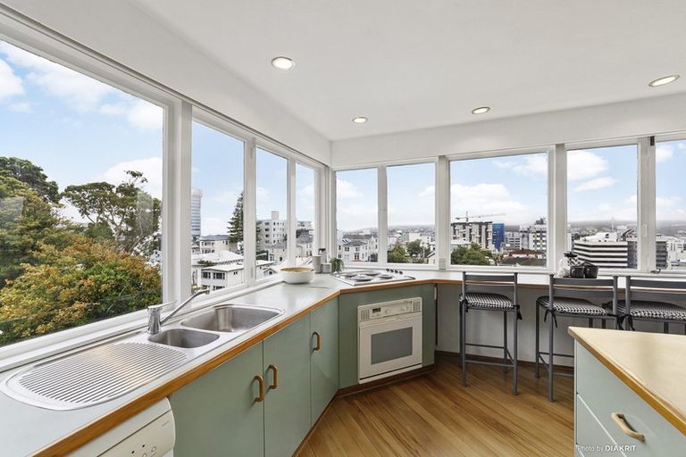 Photo of property in Ambassador Flats, 6/7 Maurice Terrace, Te Aro, Wellington, 6011