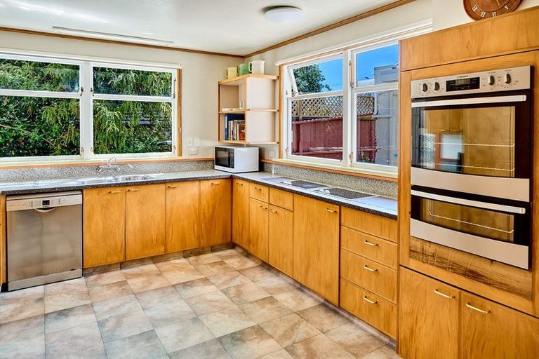 Photo of property in 26 Steyne Avenue, Plimmerton, Porirua, 5026