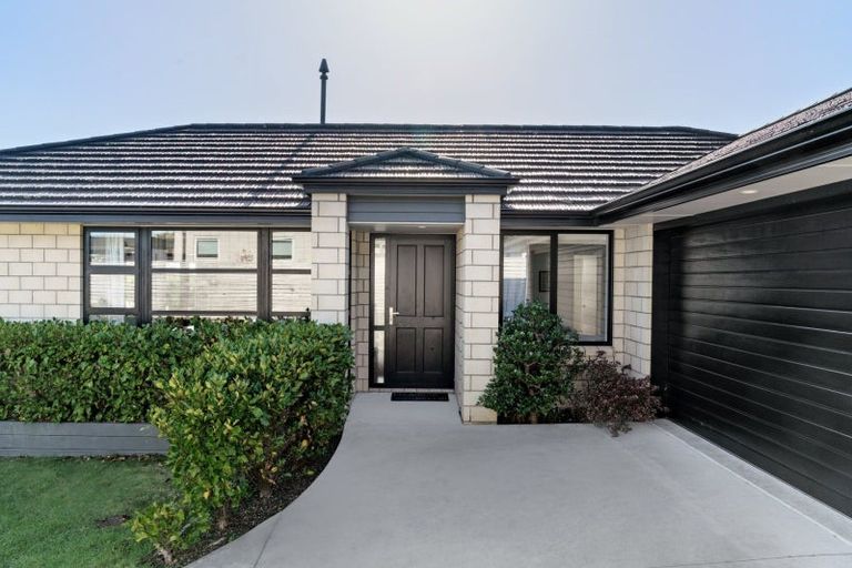 Photo of property in 11 Bernies Way, Ohauiti, Tauranga, 3112