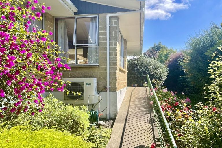 Photo of property in 22 Awamoa Road, Holmes Hill, Oamaru, 9401