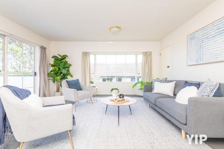 Photo of property in 10 Northwood Close, Woodridge, Wellington, 6037