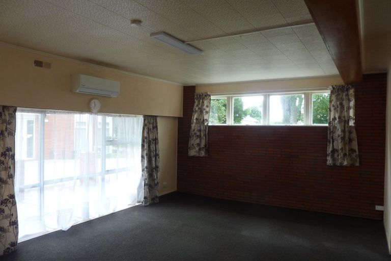 Photo of property in 23 Gray Avenue, Mangere East, Auckland, 2024