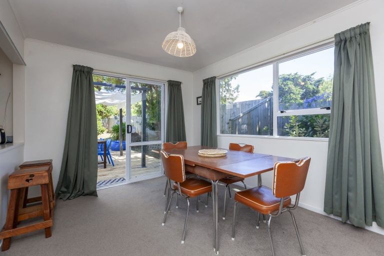 Photo of property in 29 Tui Road, Raumati Beach, Paraparaumu, 5032