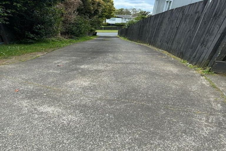 Photo of property in 1/42 Moncrieff Avenue, Clendon Park, Auckland, 2103