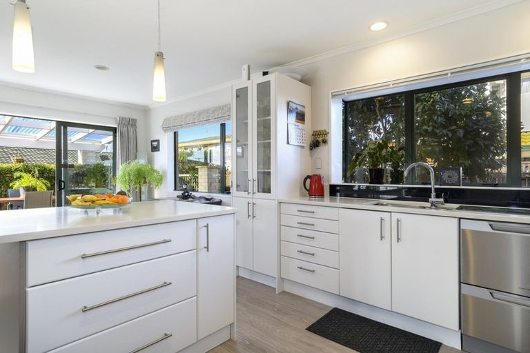 Photo of property in 128 Edgecumbe Road, Tauranga South, Tauranga, 3112