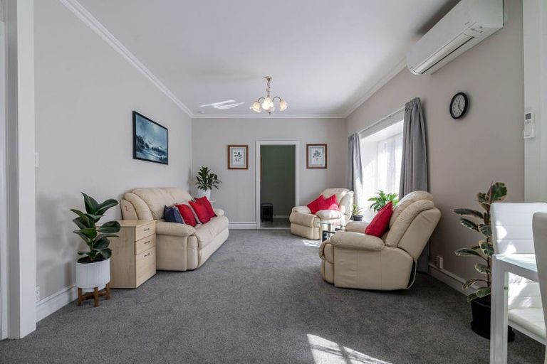Photo of property in 85 Lyndhurst Street, Takaro, Palmerston North, 4412