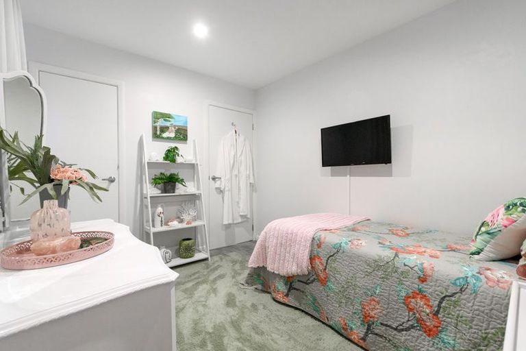 Photo of property in 35 Waione Avenue, Athenree, Waihi Beach, 3177