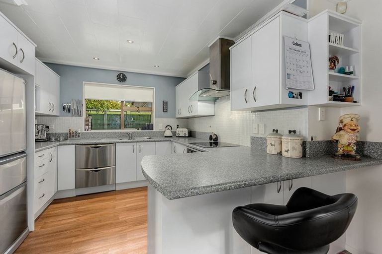 Photo of property in 357 Fergusson Drive, Heretaunga, Upper Hutt, 5018