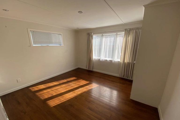 Photo of property in 78 Swanson Road, Henderson, Auckland, 0610