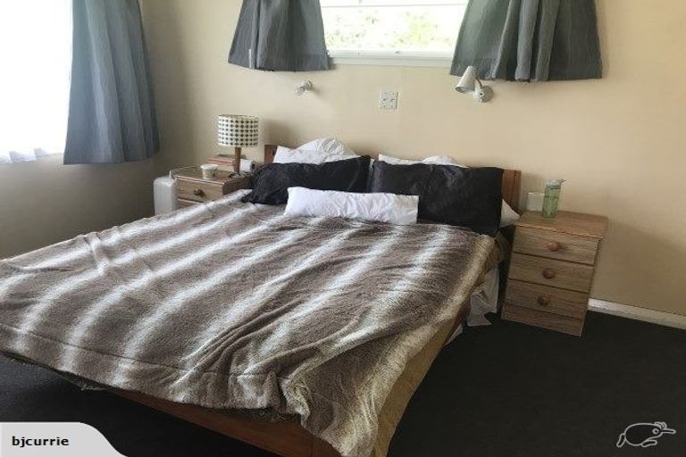 Photo of property in 24 Kent Crescent, Awapuni, Palmerston North, 4412