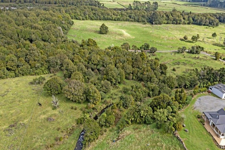 Photo of property in 3095 Carrington Road, Okato, New Plymouth, 4381