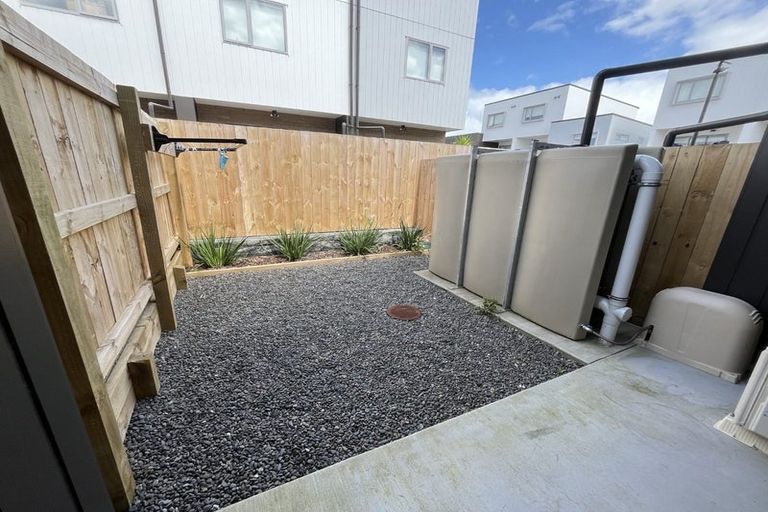 Photo of property in 6 Ngae Place, Mangere East, Auckland, 2024