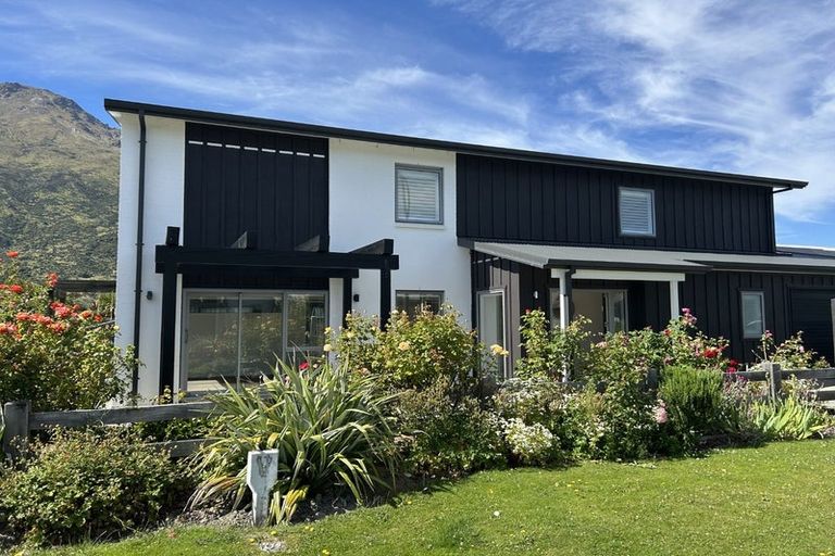 Photo of property in 1 Coventry Crescent, Lower Shotover, Queenstown, 9304