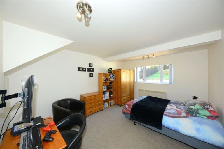 Photo of property in 5 Harbour View Terrace, Cass Bay, Lyttelton, 8082