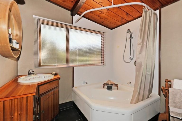 Photo of property in 23 Delhi Road, Hospital Hill, Napier, 4110