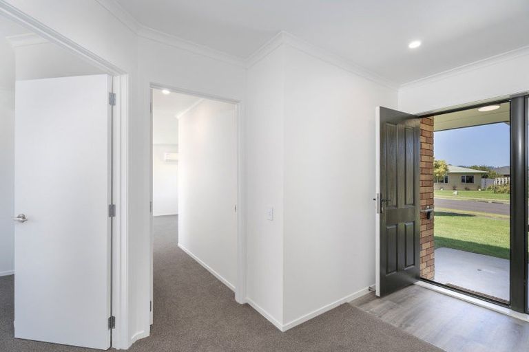 Photo of property in 21 Seascape Avenue, Whitianga, 3510