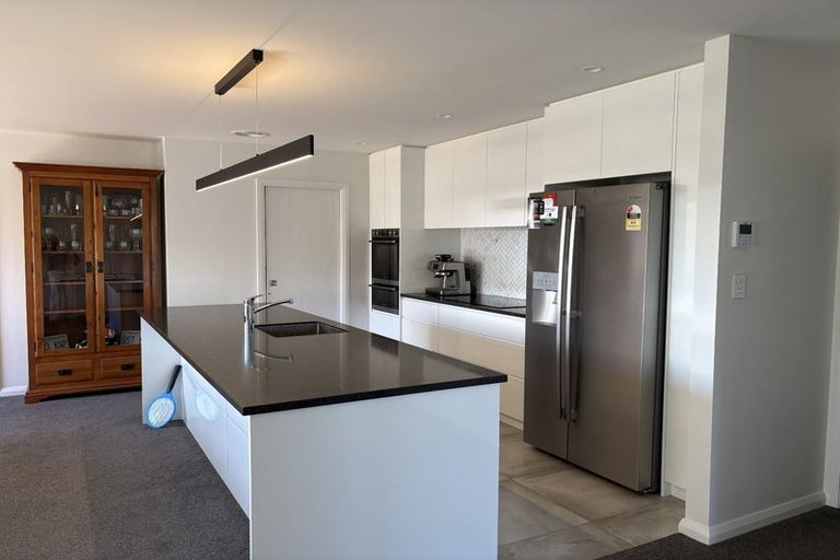 Photo of property in 51 Freedom Drive, Kelvin Grove, Palmerston North, 4414