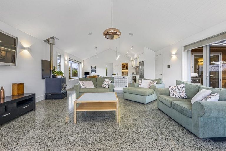 Photo of property in 80 Okura River Road, Okura, Albany, 0792