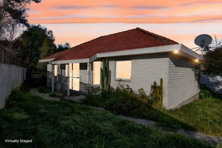 Photo of property in 30b Hooker Avenue, Bryndwr, Christchurch, 8053