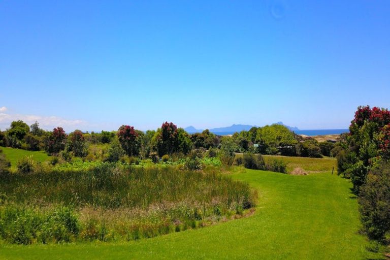 Photo of property in 14 Cullen Road, Waipu, 0582