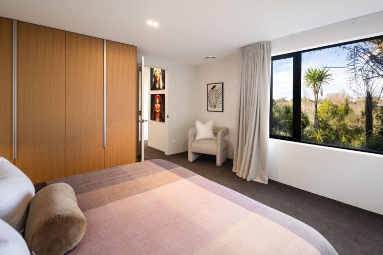 Photo of property in 19 Minchin Crescent, St Andrews, Hamilton, 3200