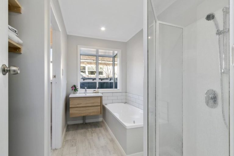 Photo of property in 5 Ngaio Street, Wainuiomata, Lower Hutt, 5014