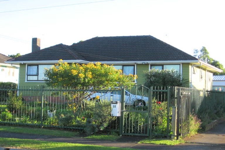 Photo of property in 11 Waimate Street, Otara, Auckland, 2023