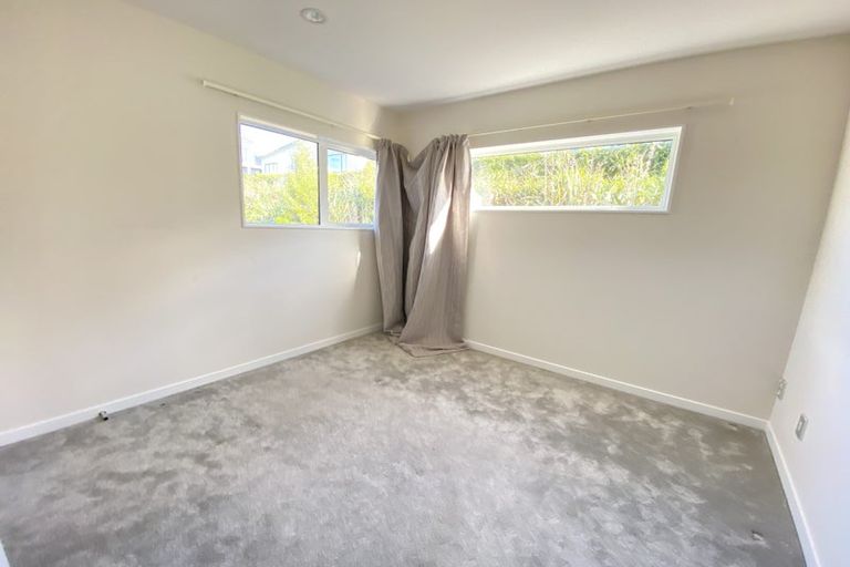 Photo of property in 43 Remuremu Street, Long Bay, Auckland, 0630