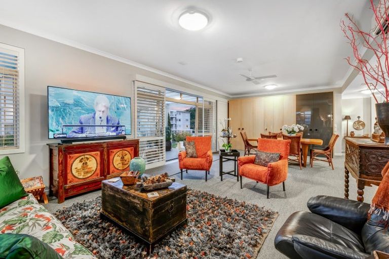 Photo of property in 85 Parkside Drive, Orewa, 0931